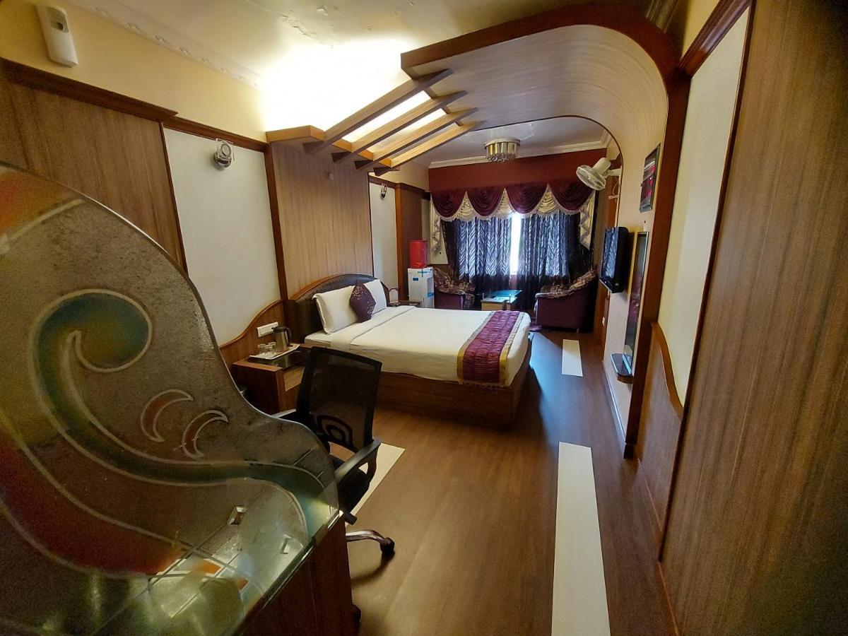 Astoria Residency Hotel Ooty Eksteriør billede