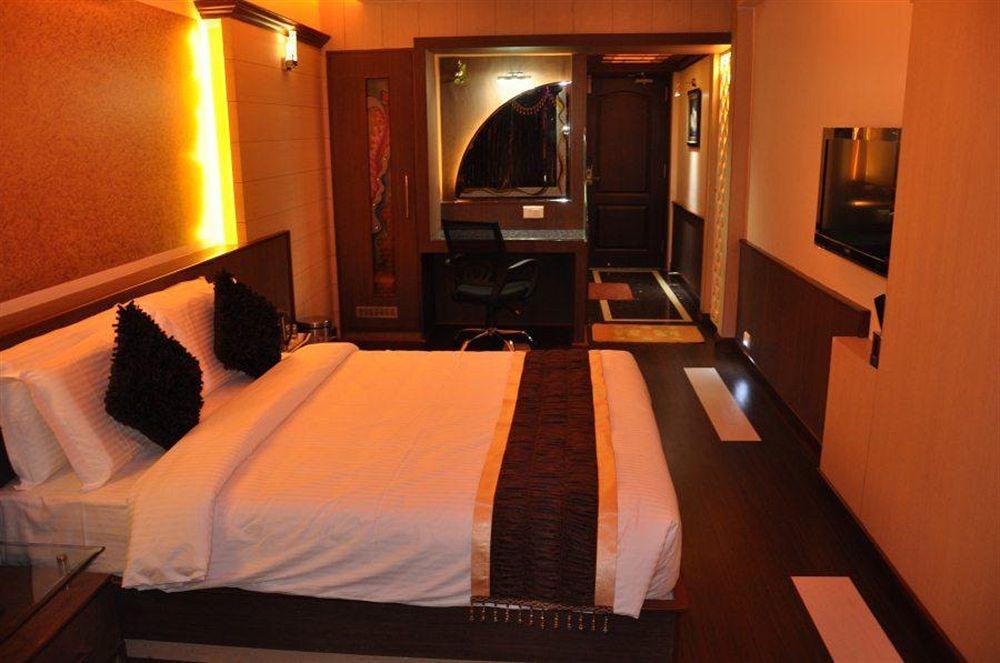 Astoria Residency Hotel Ooty Eksteriør billede