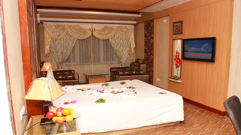 Astoria Residency Hotel Ooty Eksteriør billede